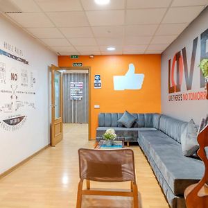 Holidaysbcn Rooms